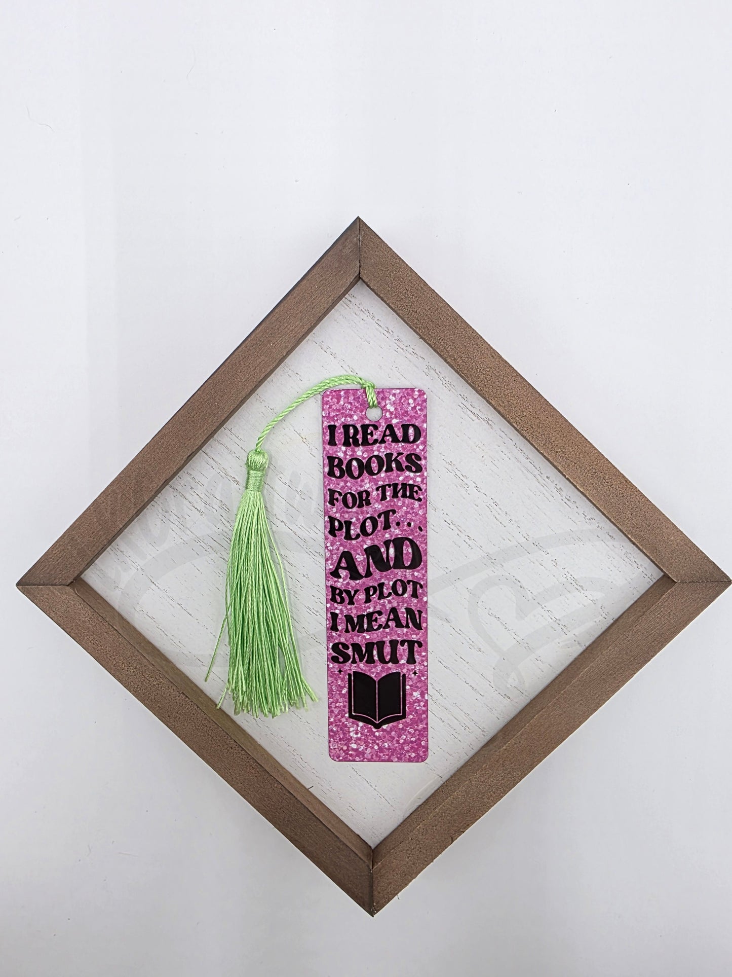 Bookmark- Pink smut