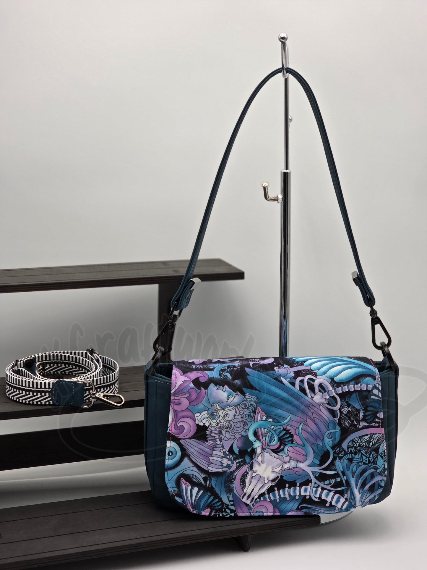 Modified Aries/Pisces crossbody - Teal western