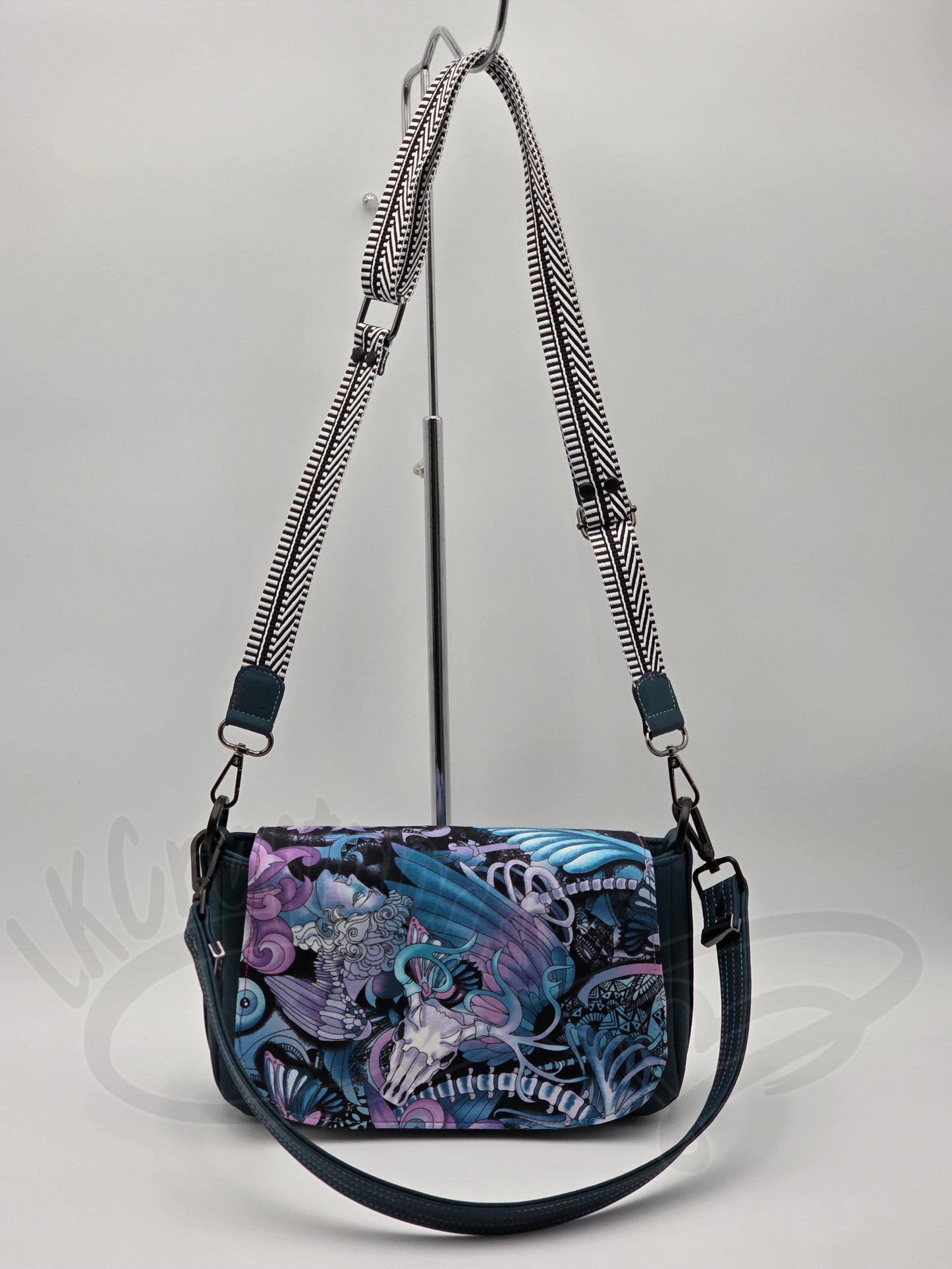 Modified Aries/Pisces crossbody - Teal western
