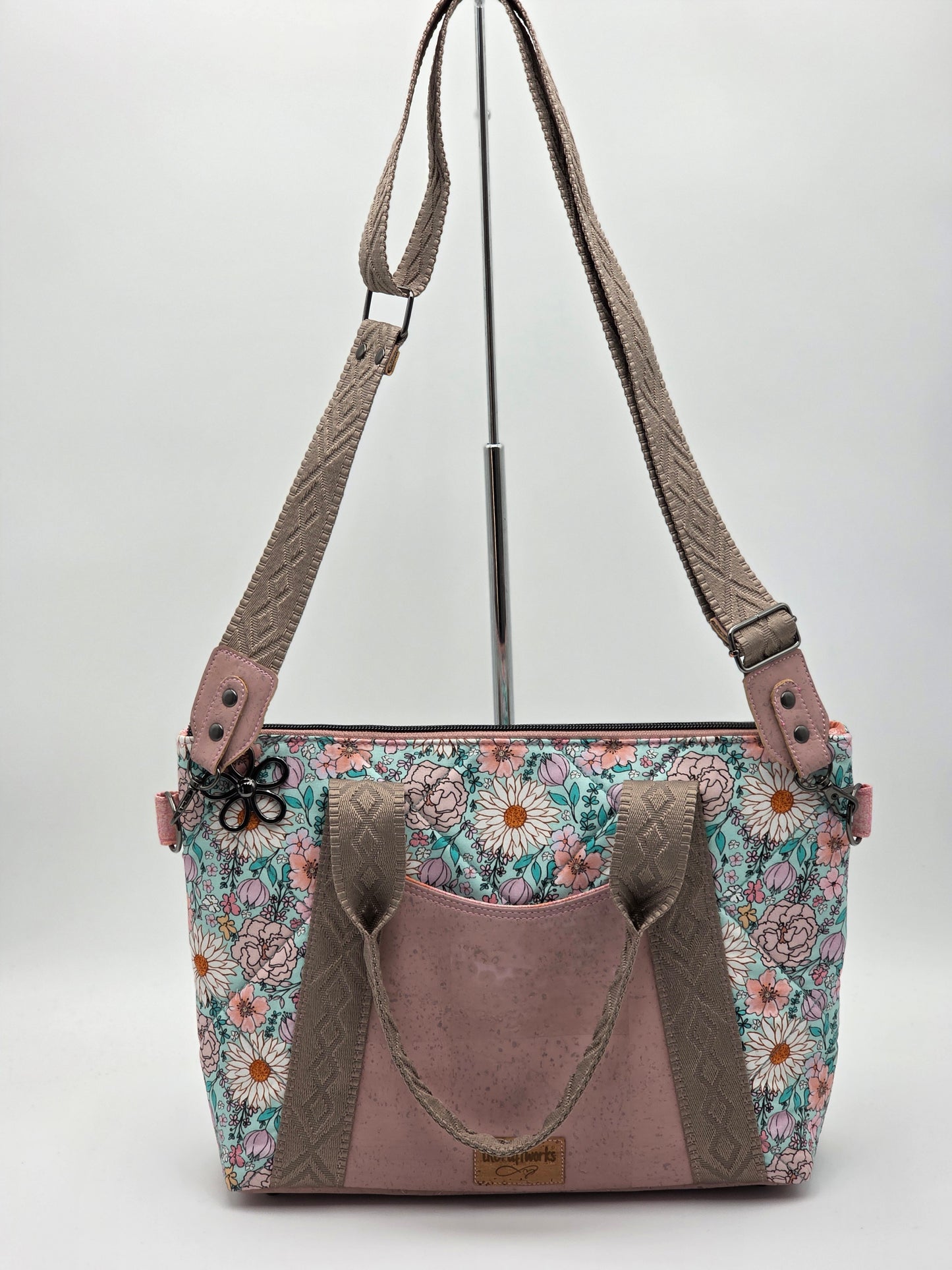 Oxbow Tote - Daisy pink, aqua, taupe