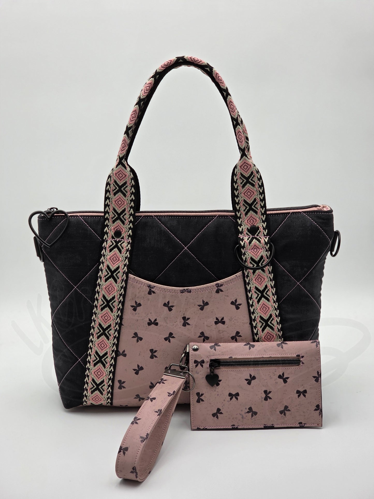 Oxbow Tote - Pink and black bows with matching wallet and keyfob