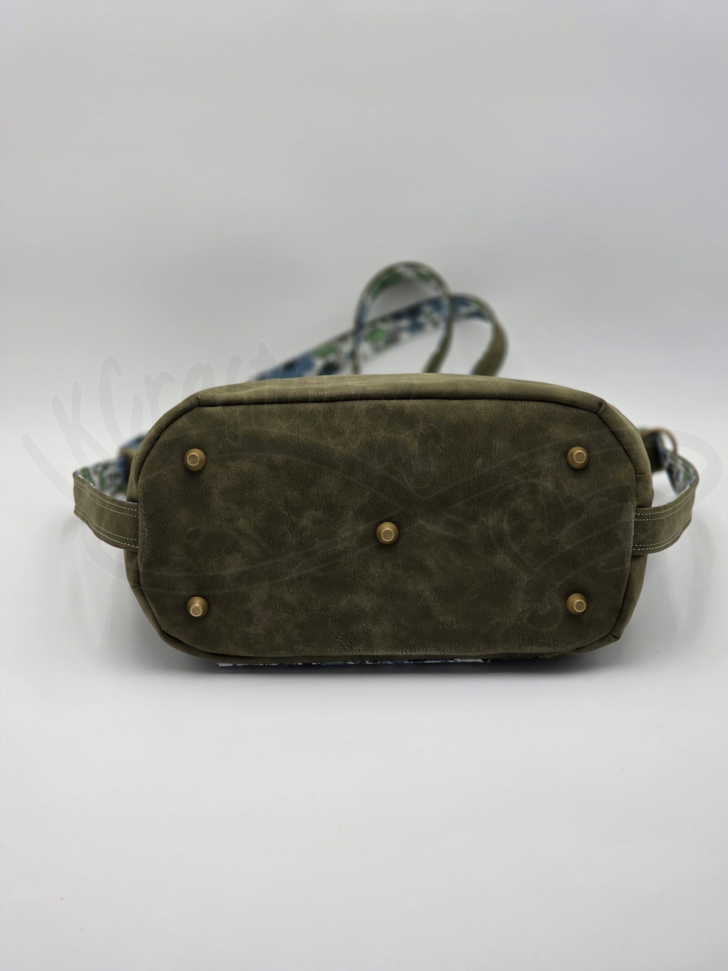 Krystal Convertible Shoulder bag/backpack - Olive green and blue daisy
