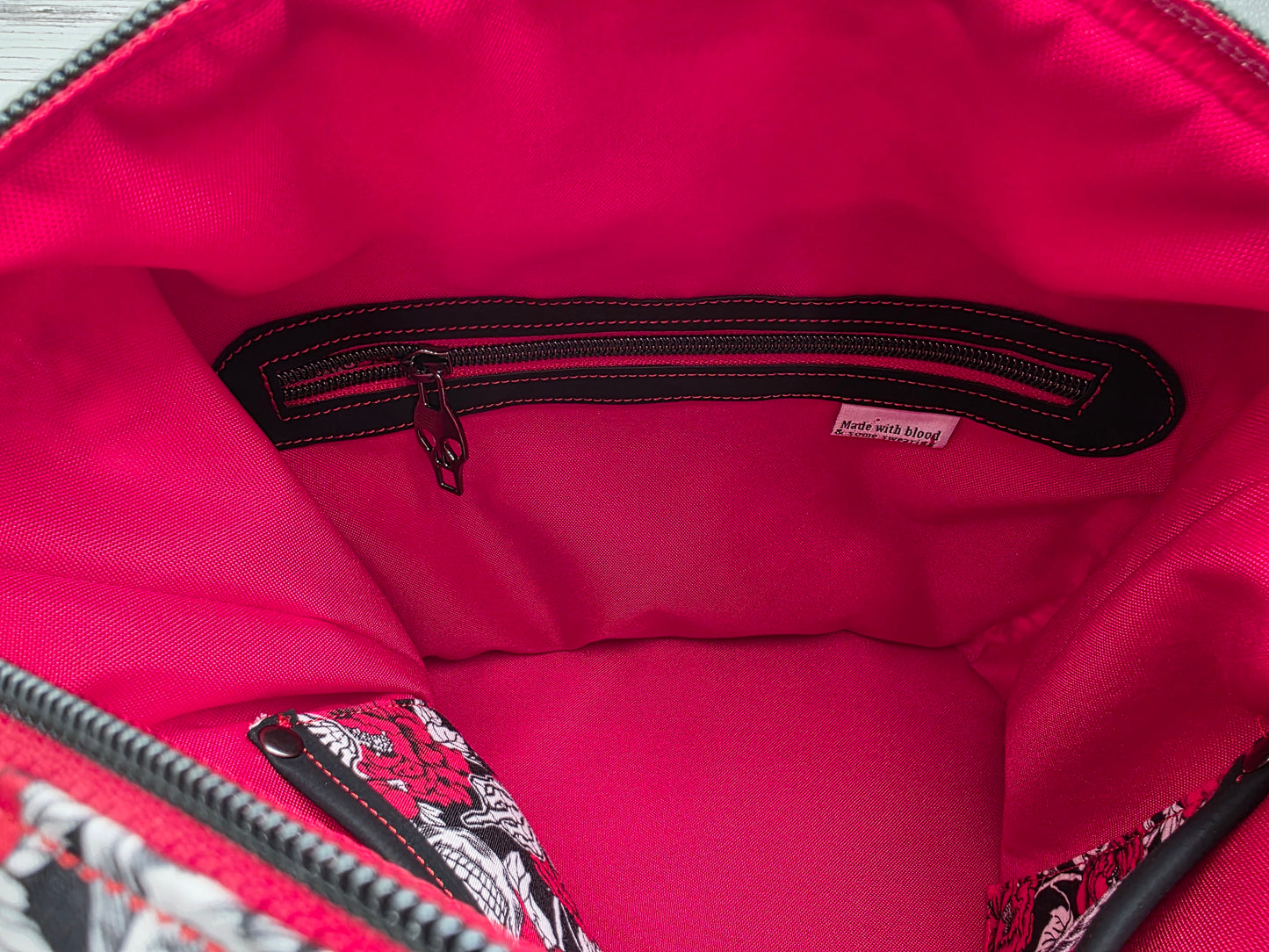 Krystal Convertible Shoulder bag/backpack - skulls and red roses