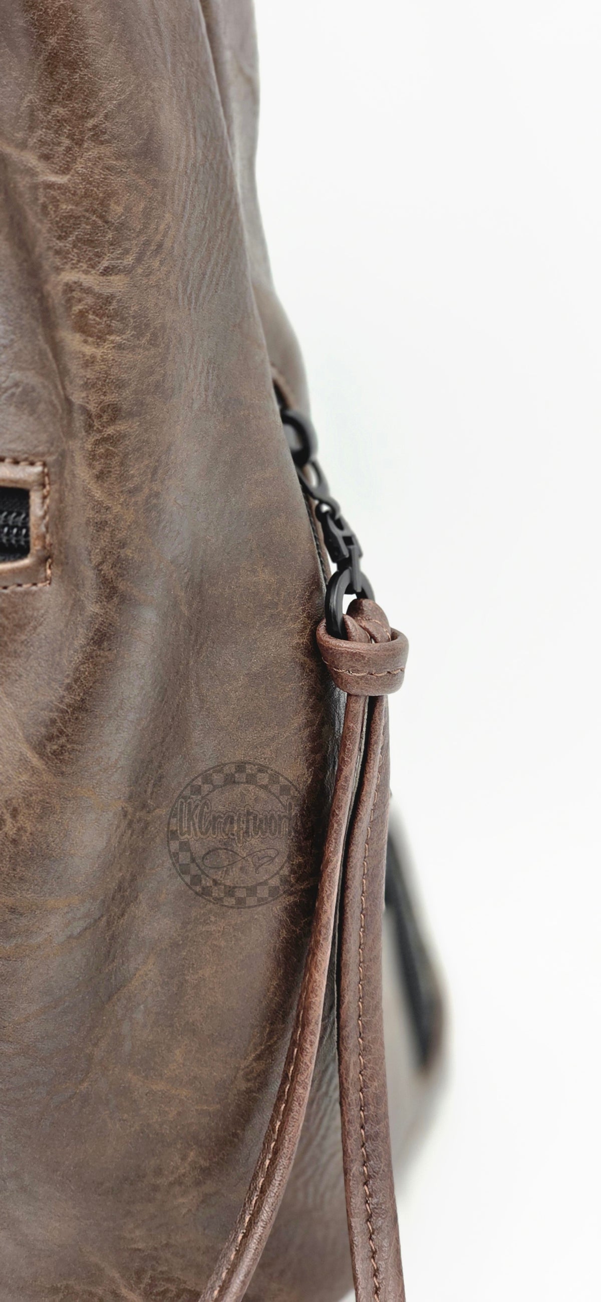 Slouchy Shoulder bag modified to 85%